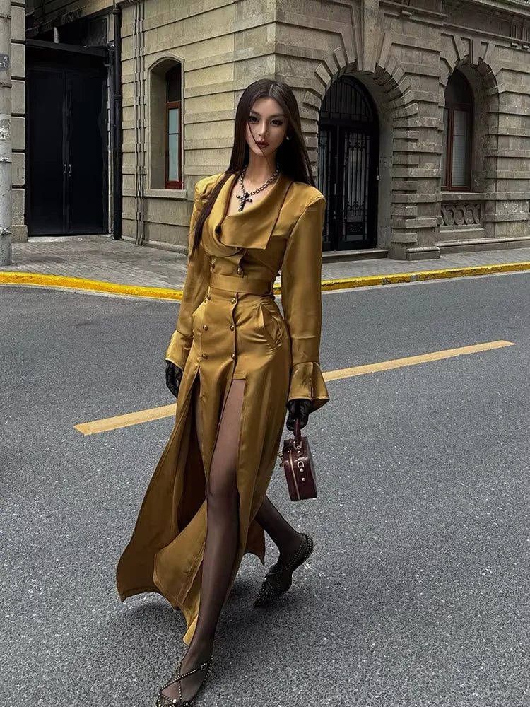 Monique Longline Trench