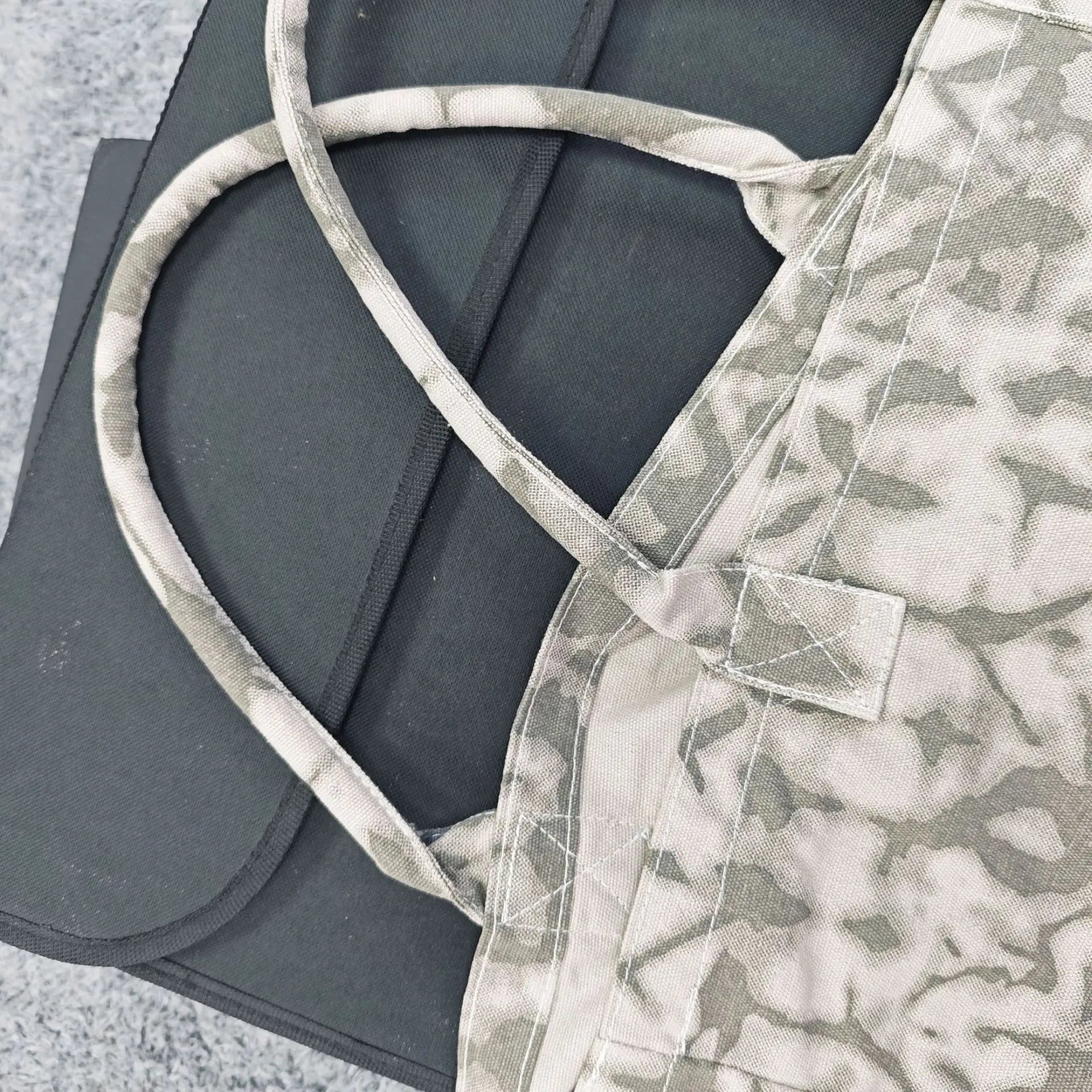 Large Capacity Canvas Fitness Bag