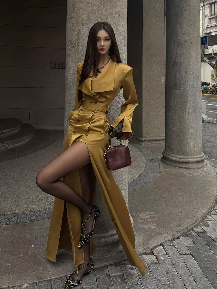 Monique Longline Trench