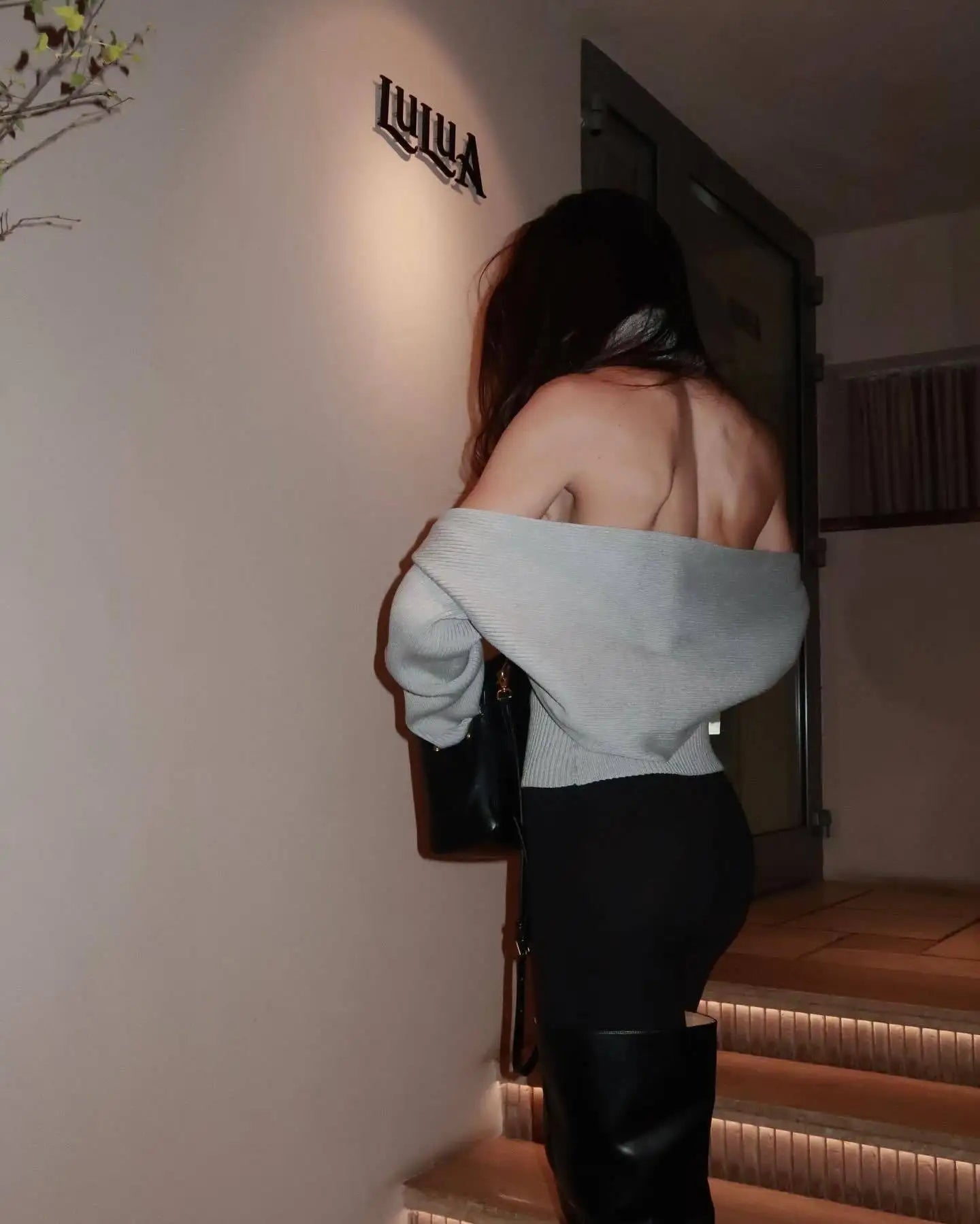 Women’s Backless Knit Turtleneck Vest