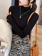 Elowyn Slim Turtleneck Sweater