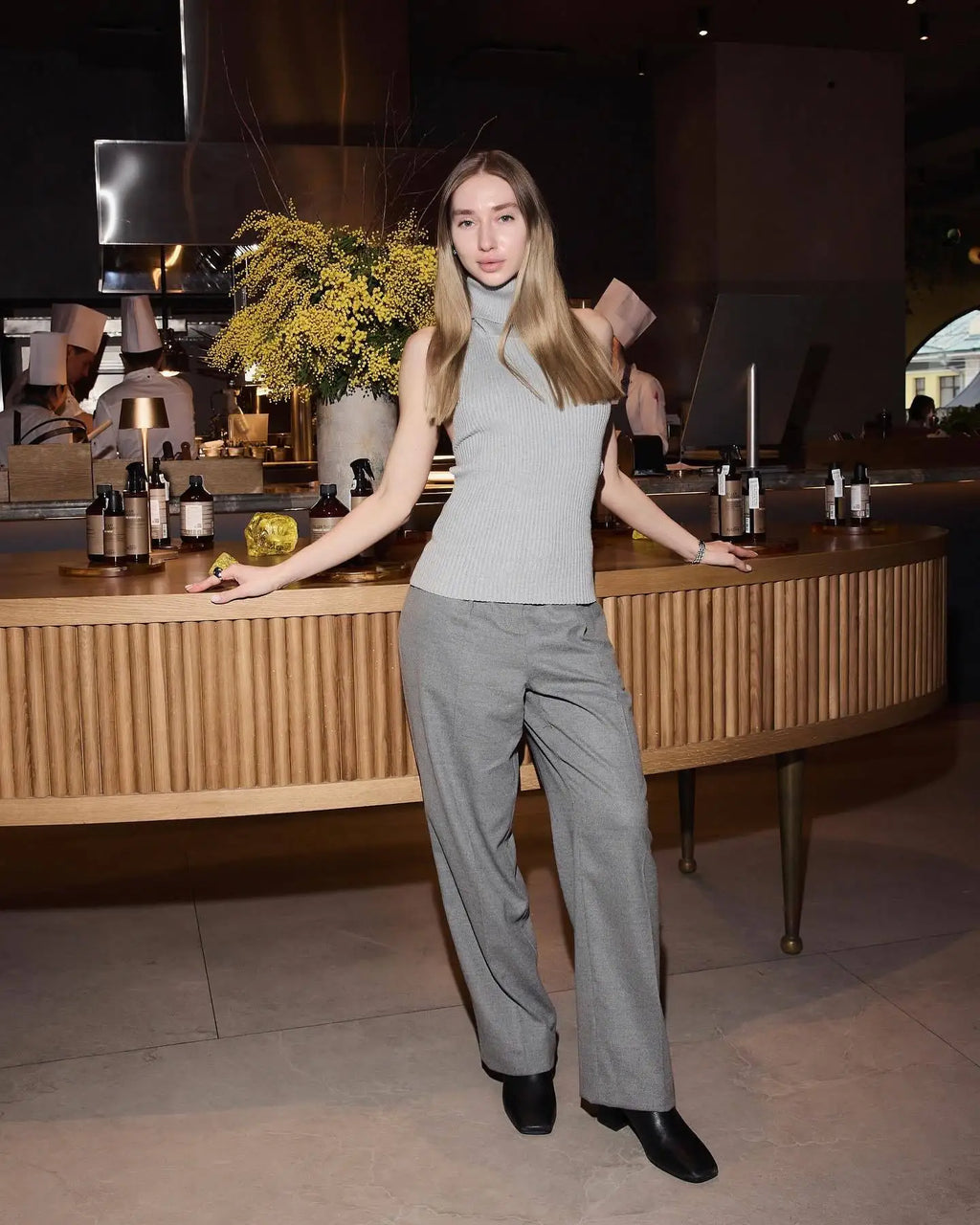 Women’s Backless Knit Turtleneck Vest