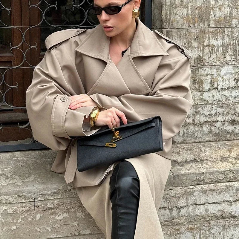 Women’s Lace-Up Short Windbreaker