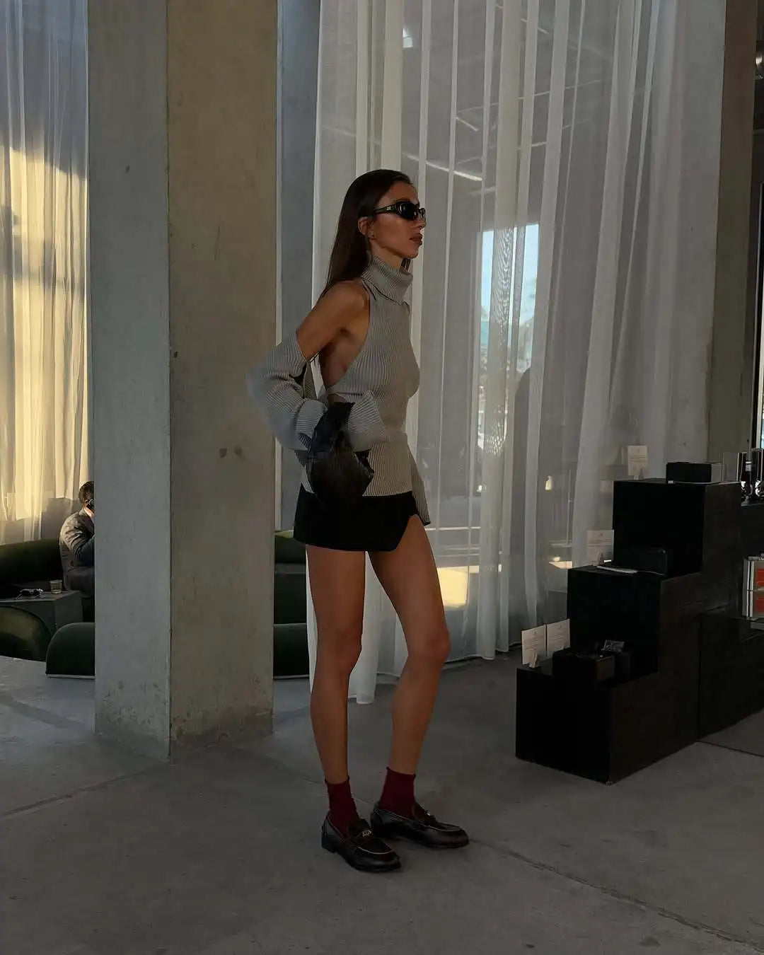 Women’s Backless Knit Turtleneck Vest