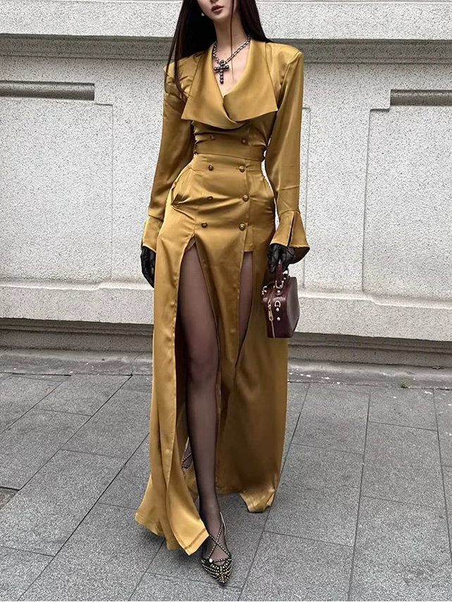 Monique Longline Trench