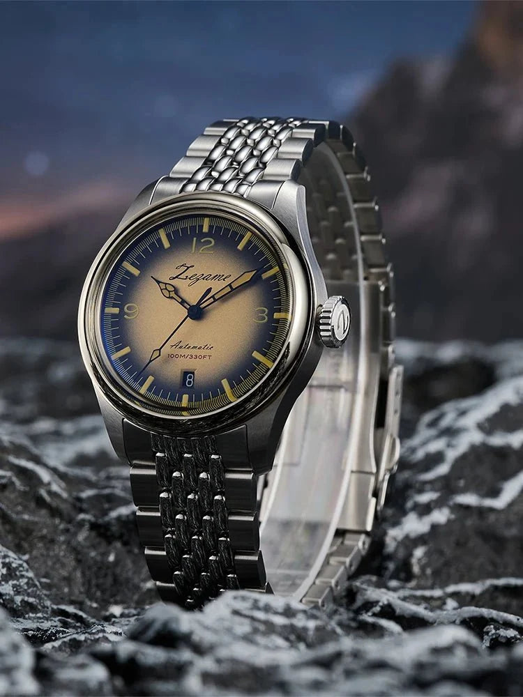 Automatic waterproof vintage watch