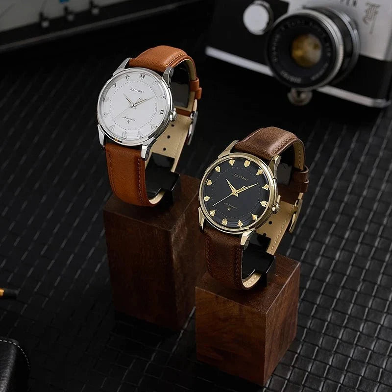 Classic waterproof high-end watch