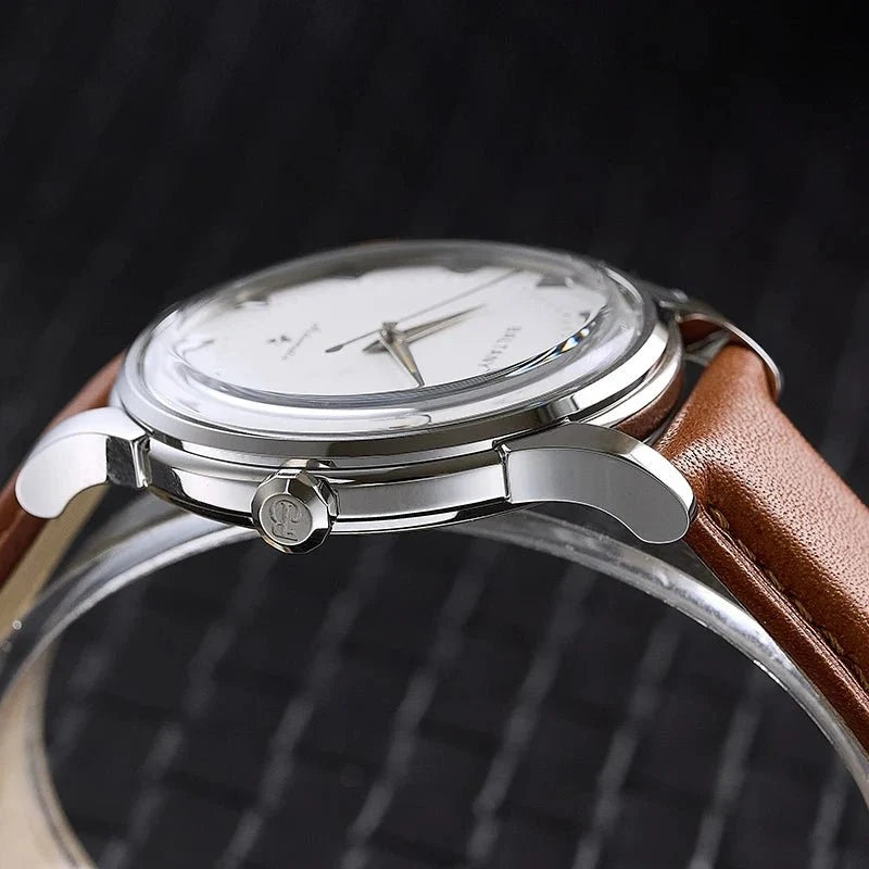Classic waterproof high-end watch