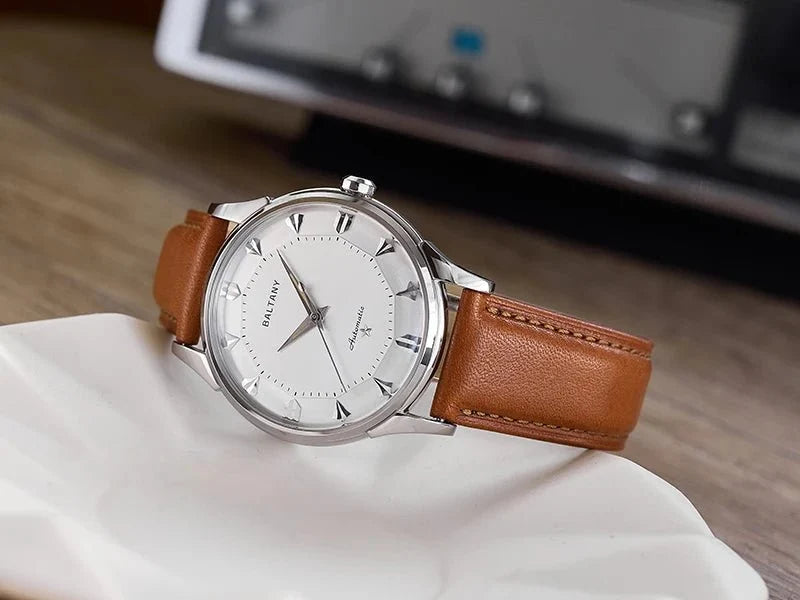 Classic waterproof high-end watch