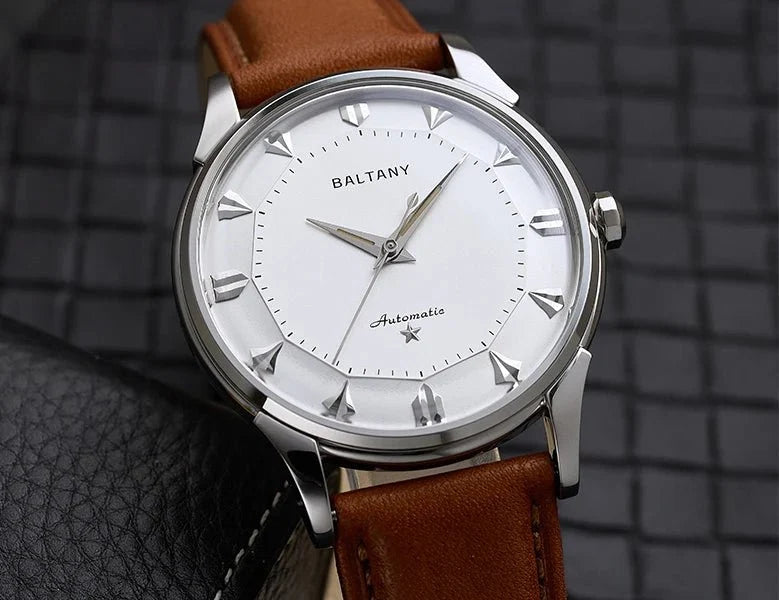 Classic waterproof high-end watch