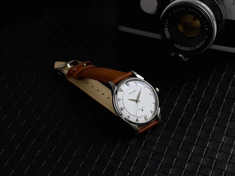 Classic waterproof high-end watch