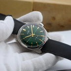Vintage design watch