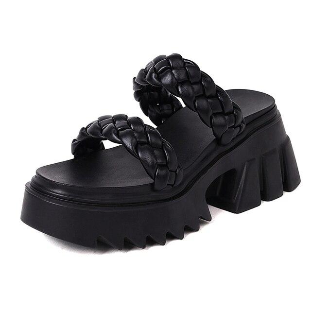 Alaya Sandals