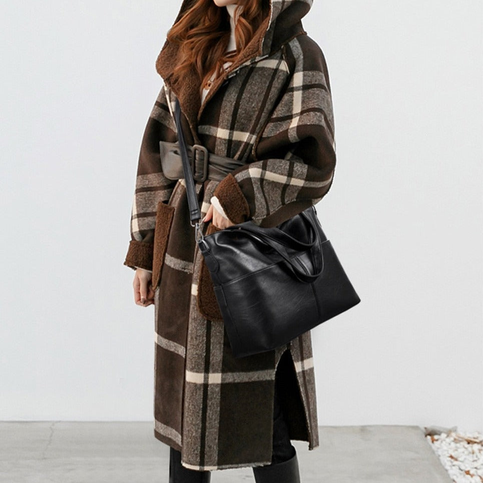 Kourtney Shoulder Bag